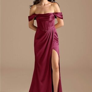 Ladivine Burgundy Prom Dress